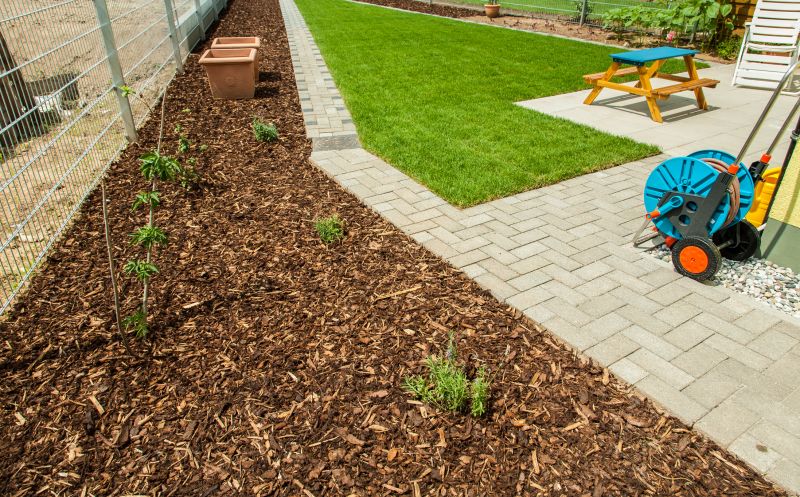 Organic Mulch Installation