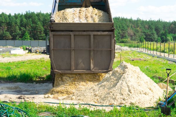 Bulk Sand Delivery in Des Moines